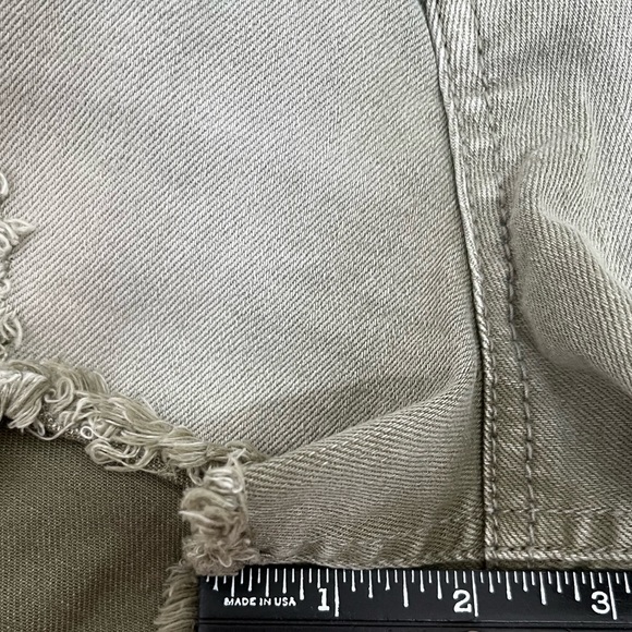 Sun & Shadow - Olive Green Distressed Denim Shorts - Picture 5 of 5